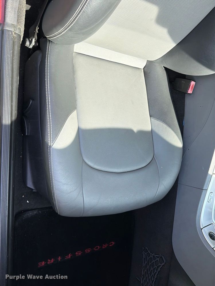 image for item FN1504 2004 Chrysler Crossfire 
