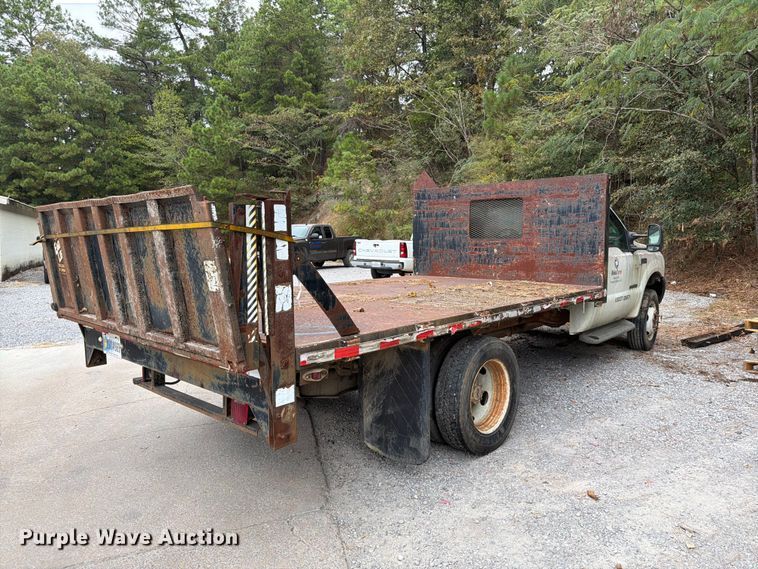 image for item FN2038 2001 Ford F450 Super Duty flatbed truck