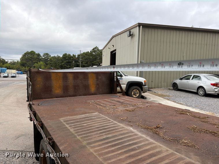 image for item FN2038 2001 Ford F450 Super Duty flatbed truck