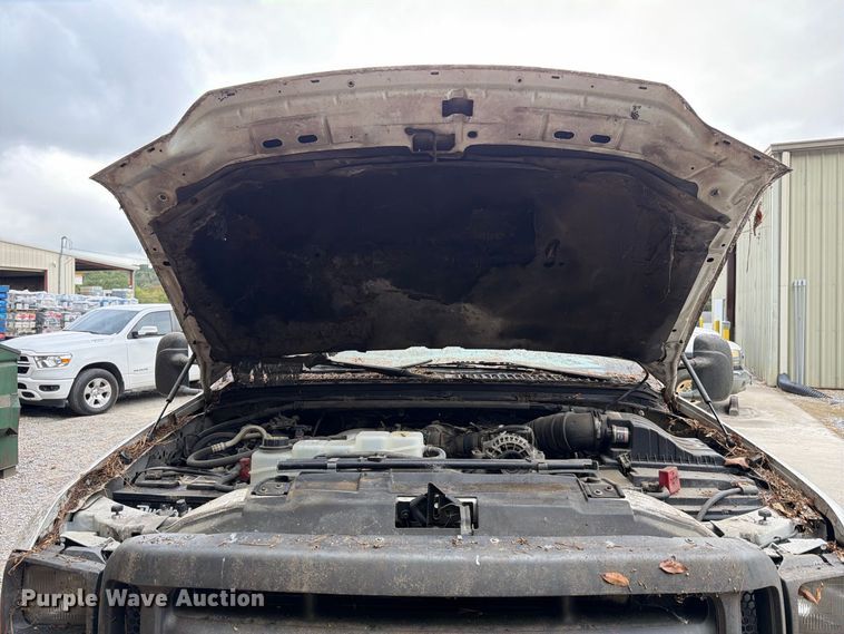 image for item FN2038 2001 Ford F450 Super Duty flatbed truck