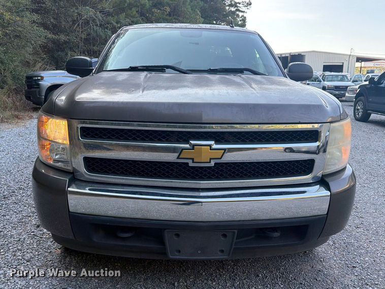 image for item FN2052 2008 Chevrolet Silverado 1500 Ext. Cab pickup truck
