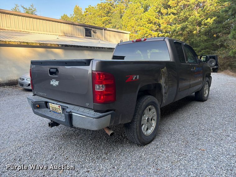 image for item FN2052 2008 Chevrolet Silverado 1500 Ext. Cab pickup truck