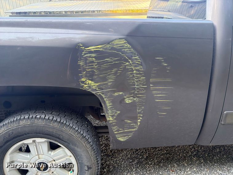 image for item FN2052 2008 Chevrolet Silverado 1500 Ext. Cab pickup truck