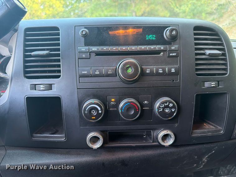 image for item FN2052 2008 Chevrolet Silverado 1500 Ext. Cab pickup truck