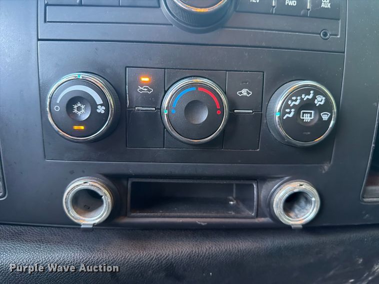 image for item FN2052 2008 Chevrolet Silverado 1500 Ext. Cab pickup truck
