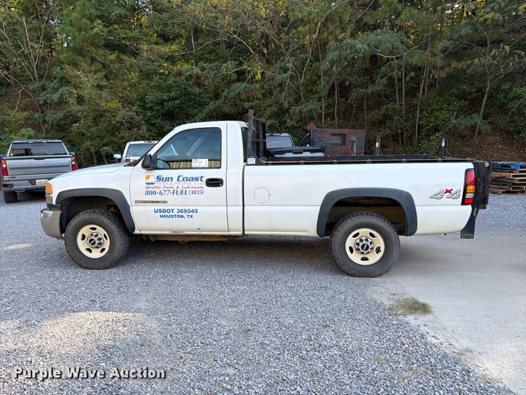 image for item FN2053 2006 GMC Sierra 2500 HD pickup truck