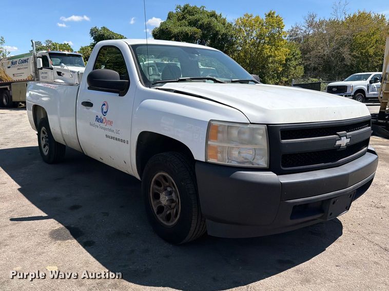 image for item FN2054 2008 Chevrolet Silverado pickup truck