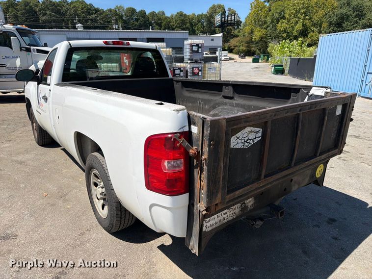 image for item FN2054 2008 Chevrolet Silverado pickup truck