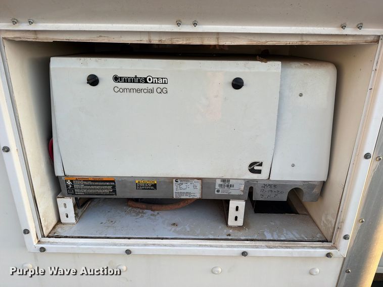 image for item FN2598 2016 Chevrolet Silverado 3500HD fiber optic splicing truck 