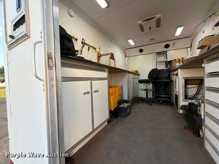 image for item FN2598 2016 Chevrolet Silverado 3500HD fiber optic splicing truck 
