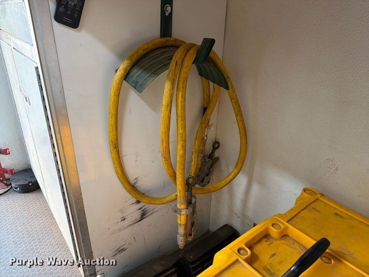 image for item FN2598 2016 Chevrolet Silverado 3500HD fiber optic splicing truck 