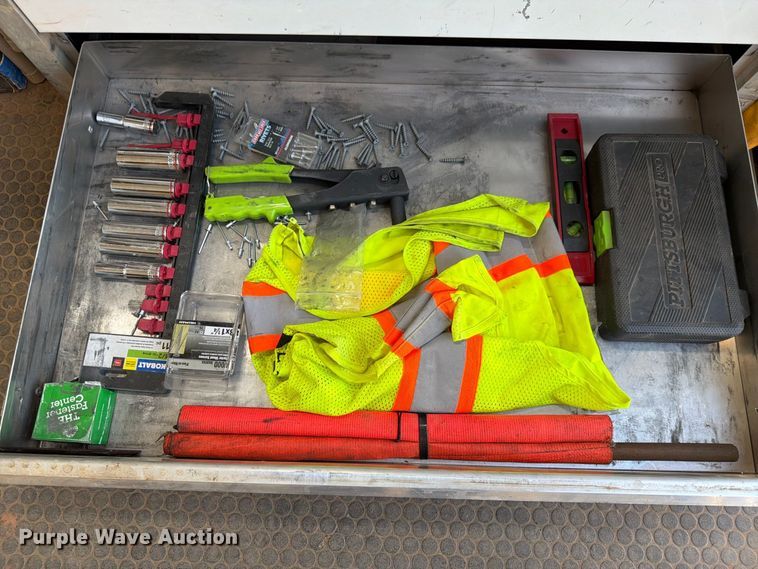image for item FN2598 2016 Chevrolet Silverado 3500HD fiber optic splicing truck 
