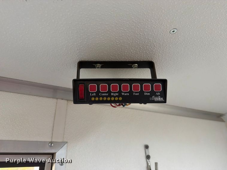image for item FN2598 2016 Chevrolet Silverado 3500HD fiber optic splicing truck 