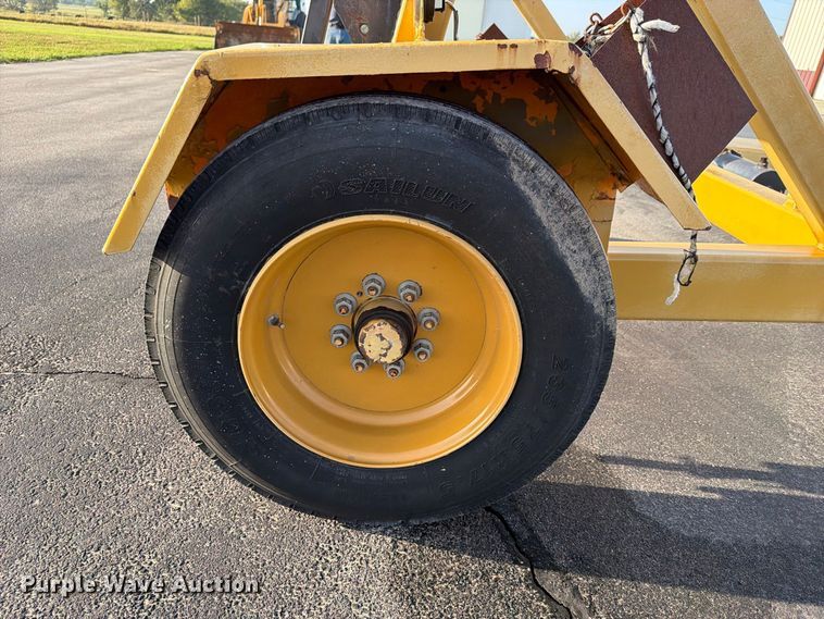 image for item FN2600 reel trailer