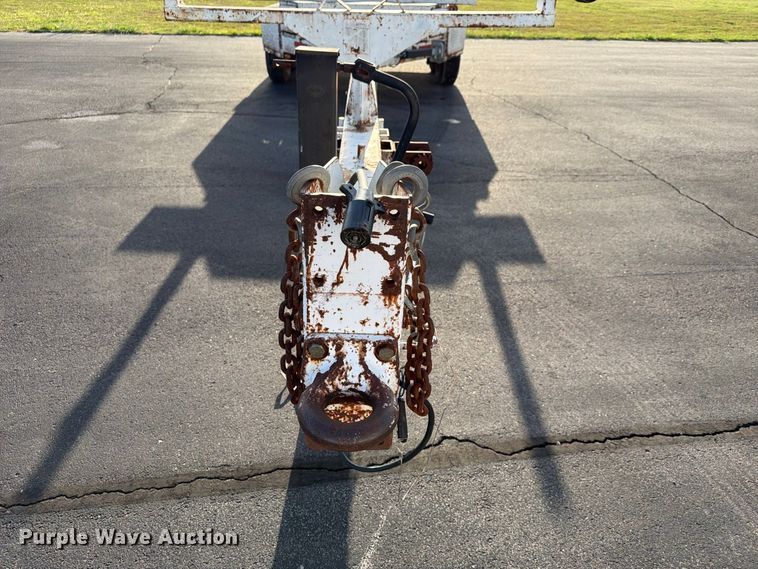 image for item FN2601 1991 Kiefer Built pole trailer