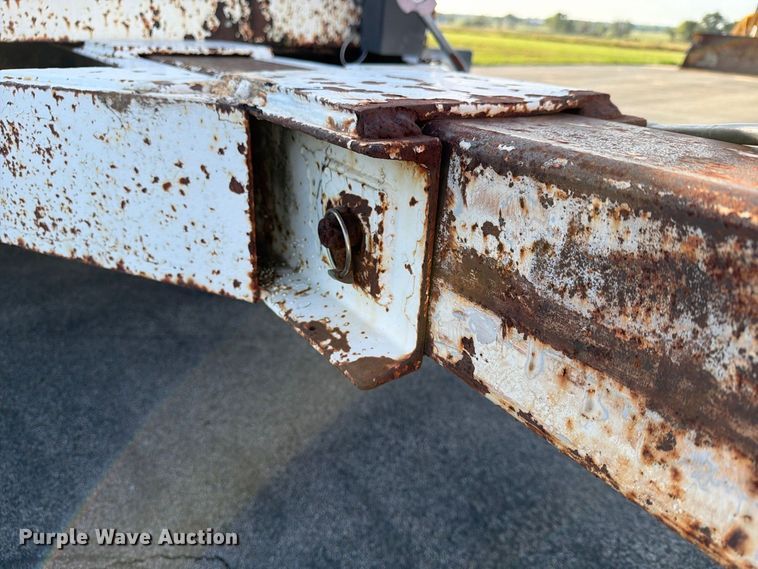 image for item FN2601 1991 Kiefer Built pole trailer