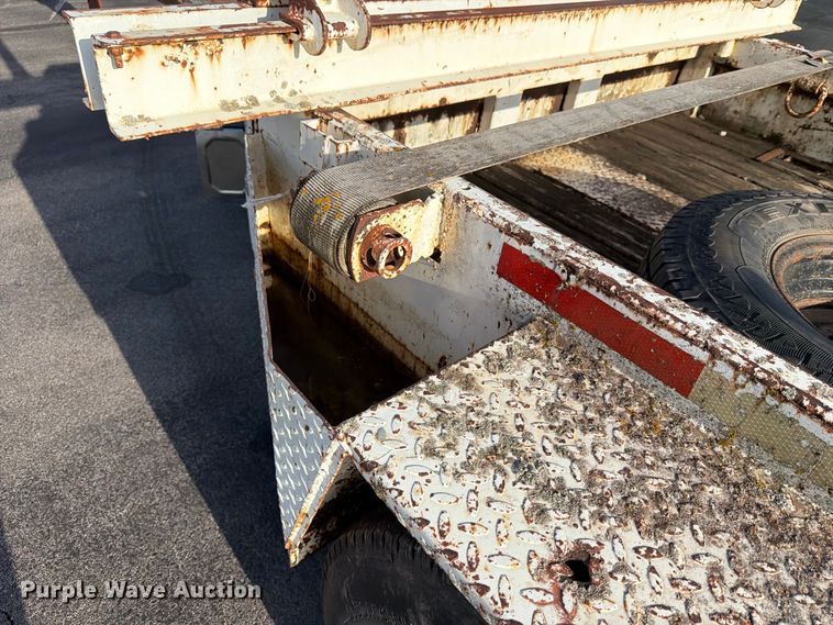image for item FN2601 1991 Kiefer Built pole trailer