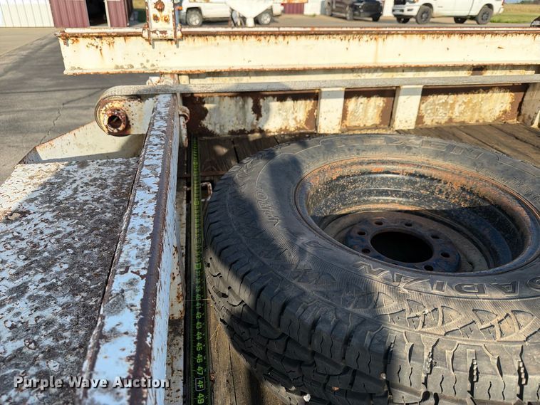 image for item FN2601 1991 Kiefer Built pole trailer