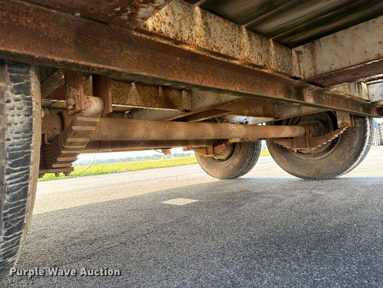 image for item FN2601 1991 Kiefer Built pole trailer