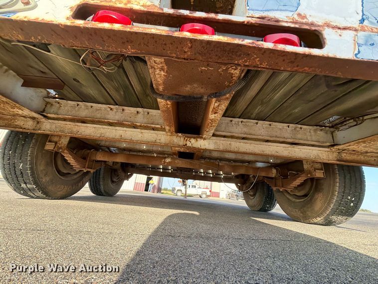image for item FN2601 1991 Kiefer Built pole trailer