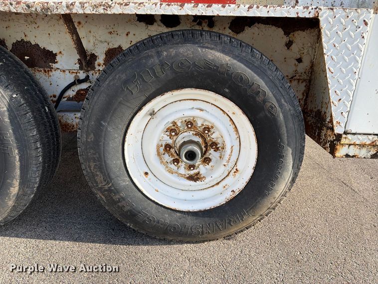 image for item FN2601 1991 Kiefer Built pole trailer