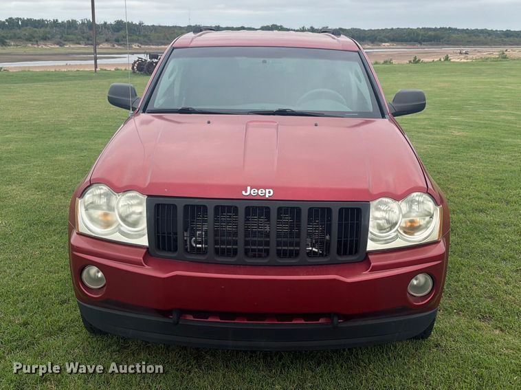 image for item FN2607 2005 Jeep Grand Cherokee Laredo SUV