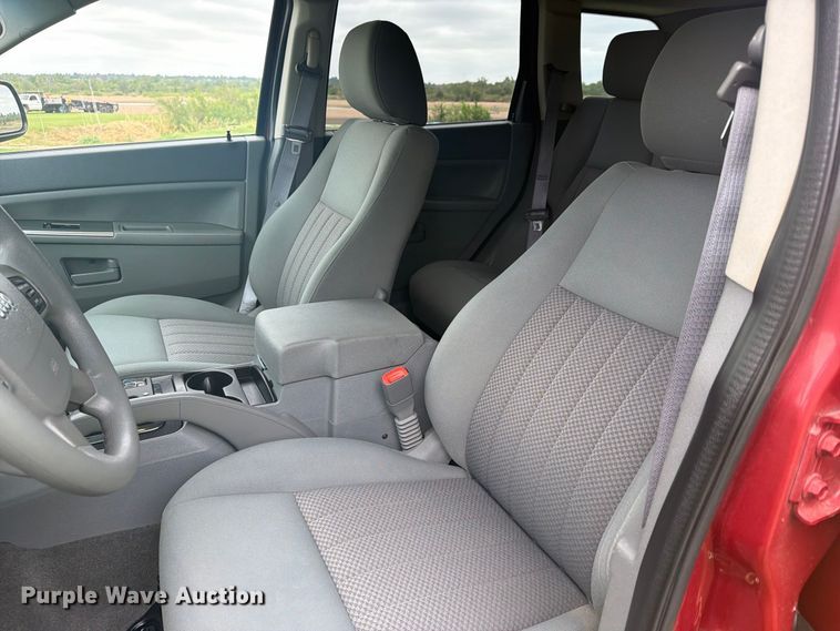 image for item FN2607 2005 Jeep Grand Cherokee Laredo SUV
