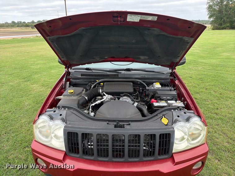 image for item FN2607 2005 Jeep Grand Cherokee Laredo SUV