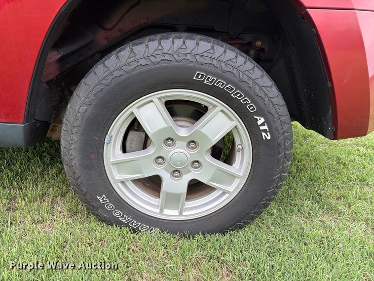 image for item FN2607 2005 Jeep Grand Cherokee Laredo SUV