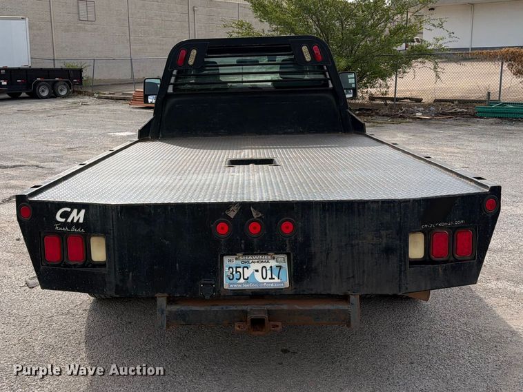 image for item FN2610 2012 Ford F350 Super Duty flatbed pickup truck