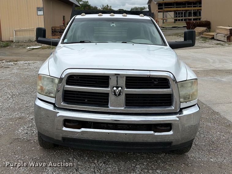 image for item FN2626 2012 Dodge  Ram 3500 flatbed pickup truck