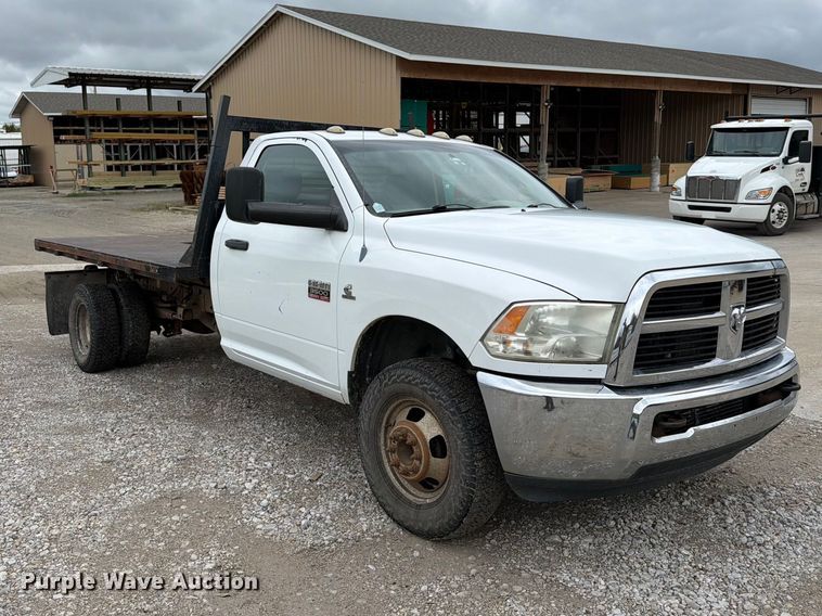 image for item FN2626 2012 Dodge  Ram 3500 flatbed pickup truck