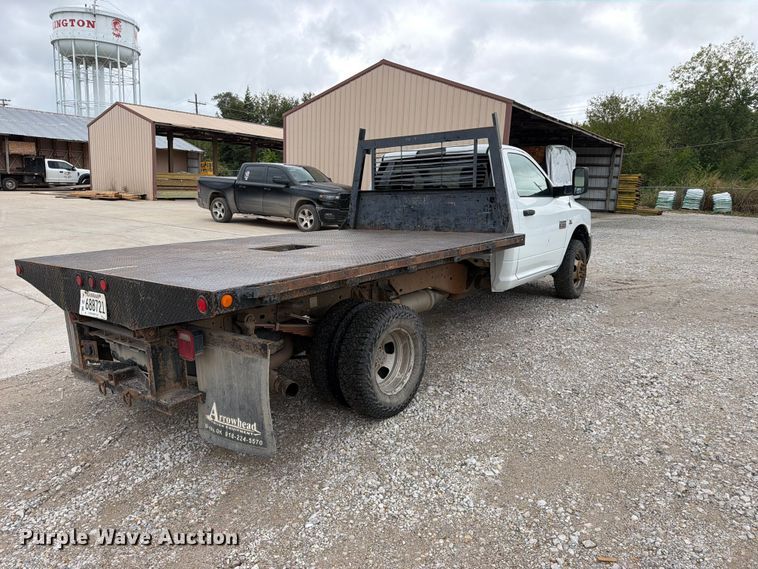 image for item FN2626 2012 Dodge  Ram 3500 flatbed pickup truck