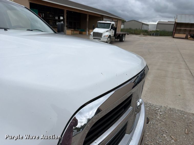 image for item FN2626 2012 Dodge  Ram 3500 flatbed pickup truck