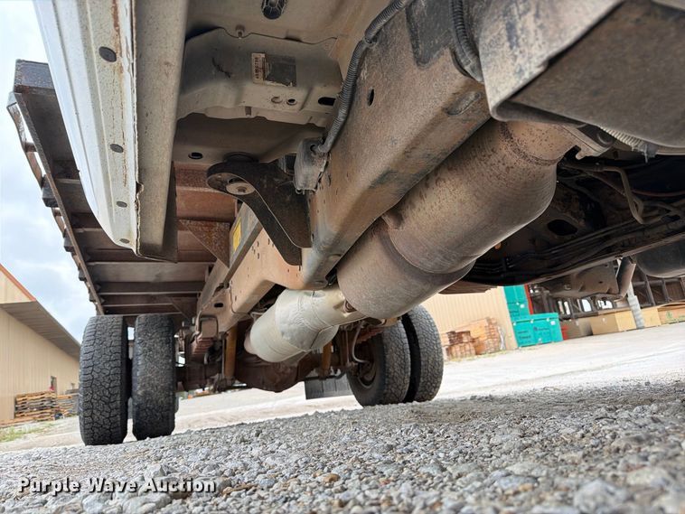 image for item FN2626 2012 Dodge  Ram 3500 flatbed pickup truck