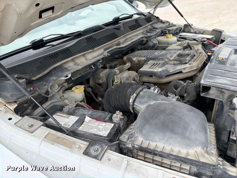 image for item FN2626 2012 Dodge  Ram 3500 flatbed pickup truck