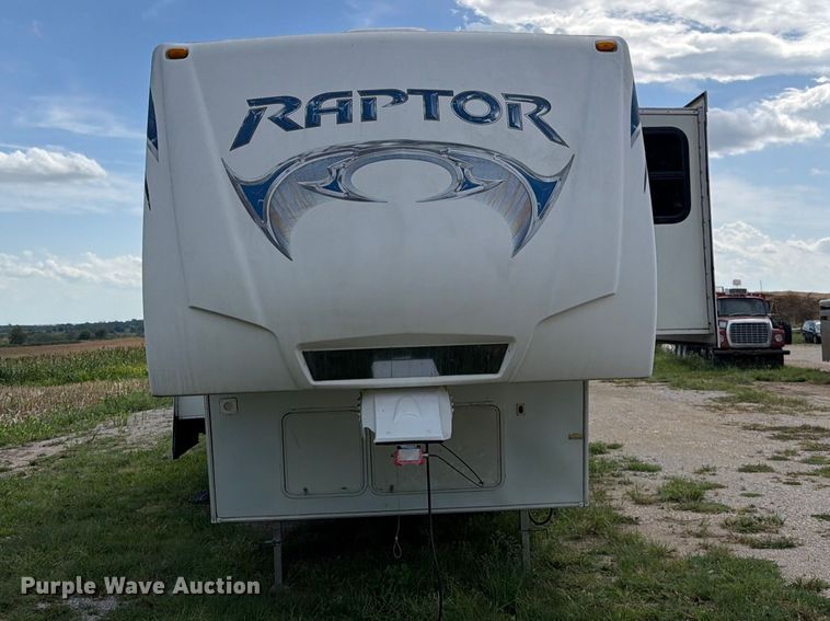image for item FN5860 2010 Keystone RP3912LEV10 toy hauler camper