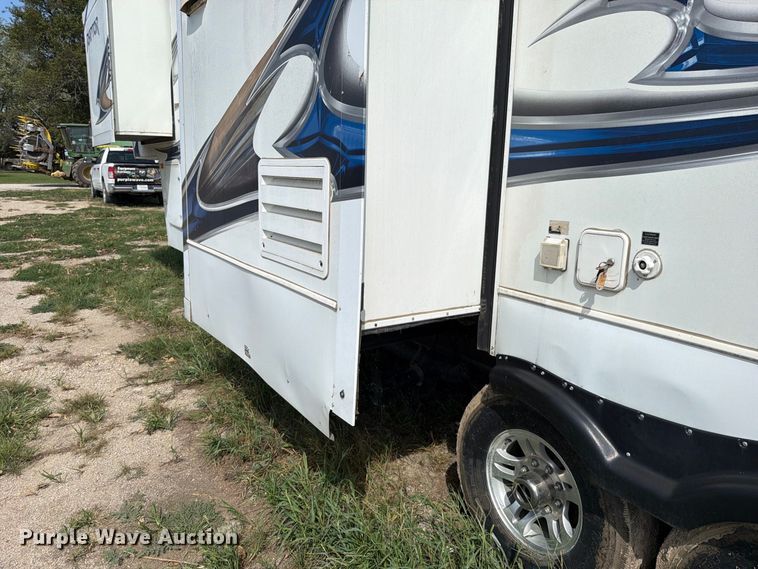image for item FN5860 2010 Keystone RP3912LEV10 toy hauler camper