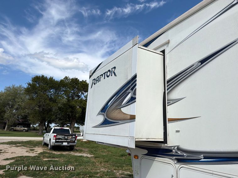image for item FN5860 2010 Keystone RP3912LEV10 toy hauler camper