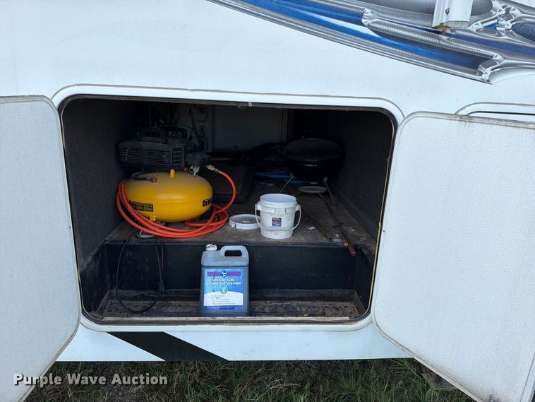 image for item FN5860 2010 Keystone RP3912LEV10 toy hauler camper