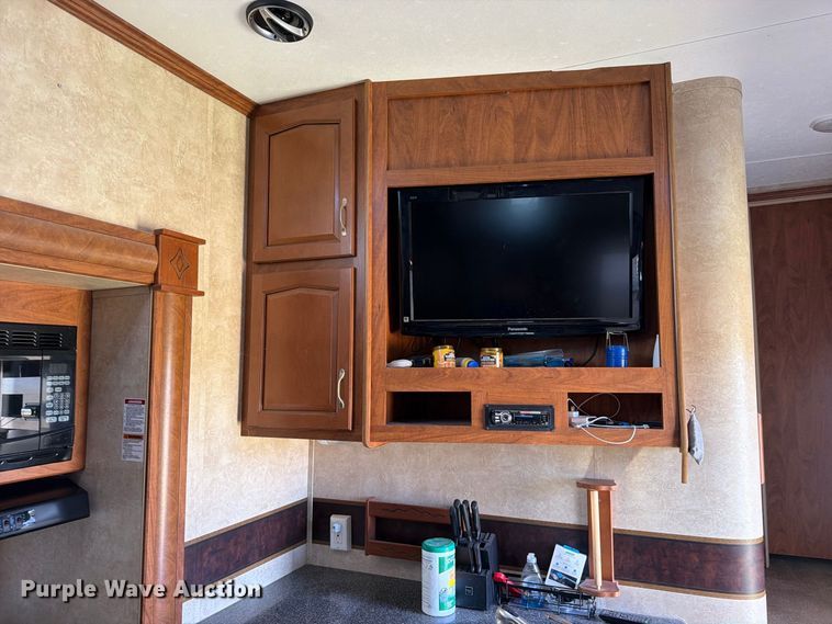 image for item FN5860 2010 Keystone RP3912LEV10 toy hauler camper