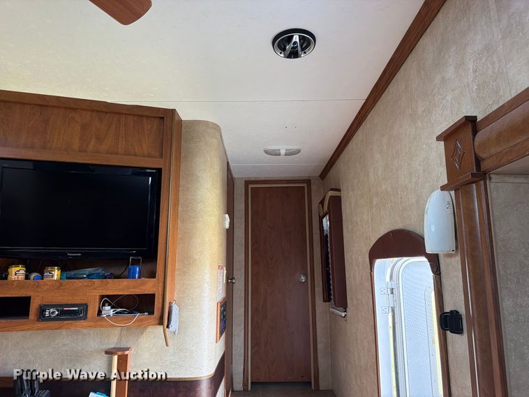 image for item FN5860 2010 Keystone RP3912LEV10 toy hauler camper