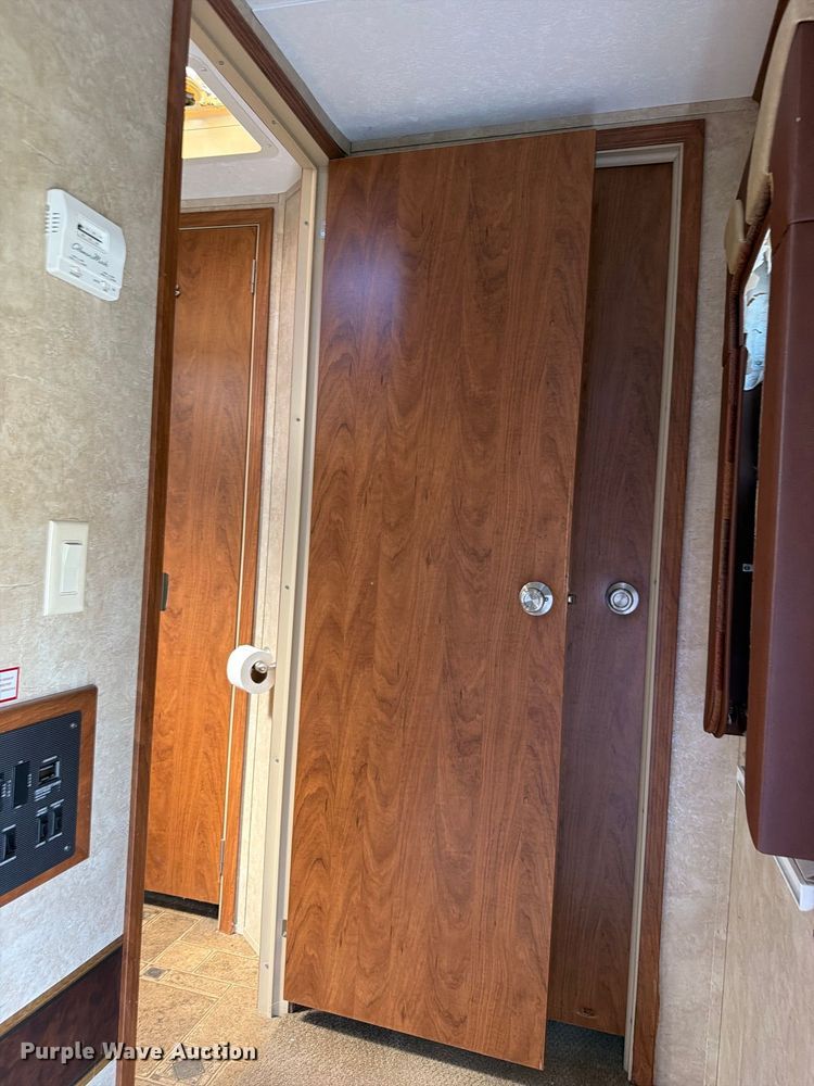 image for item FN5860 2010 Keystone RP3912LEV10 toy hauler camper
