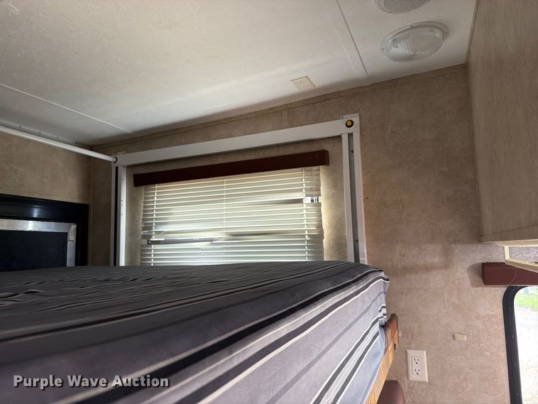 image for item FN5860 2010 Keystone RP3912LEV10 toy hauler camper