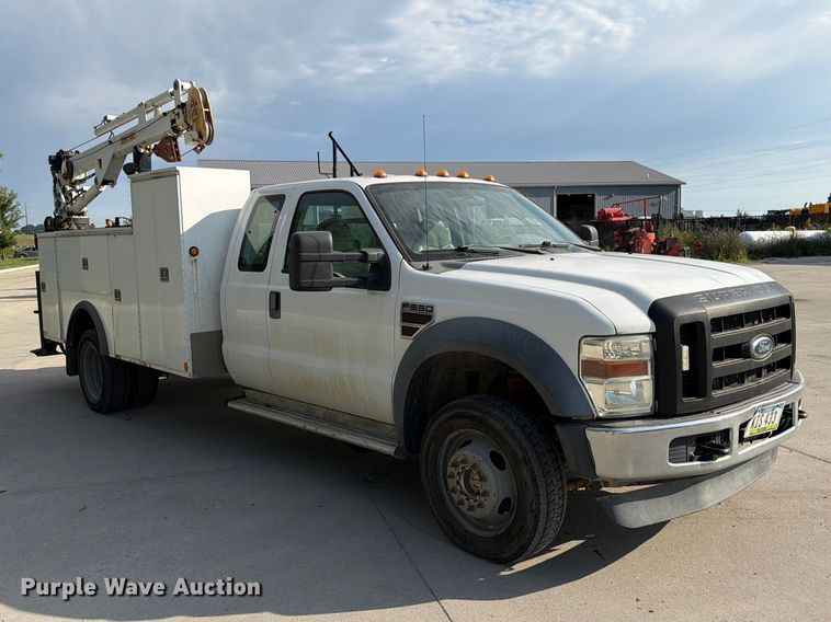 image for item FP3018 2008 Ford F550 Super Duty Ext. Cab utility / service truck