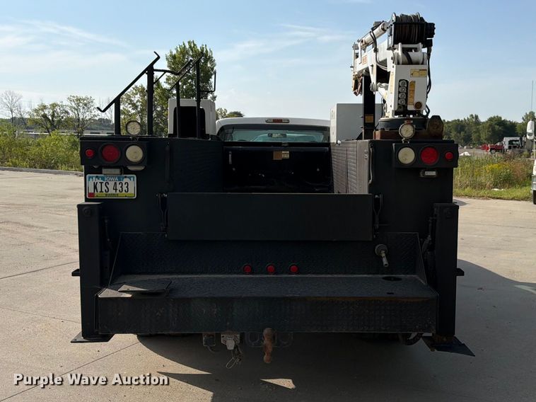 image for item FP3018 2008 Ford F550 Super Duty Ext. Cab utility / service truck