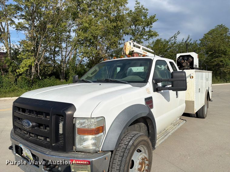 image for item FP3018 2008 Ford F550 Super Duty Ext. Cab utility / service truck
