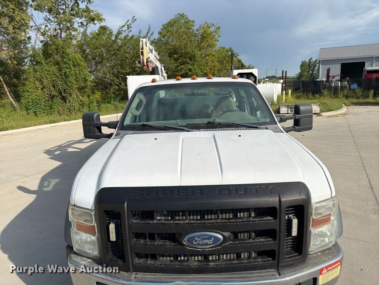 image for item FP3018 2008 Ford F550 Super Duty Ext. Cab utility / service truck