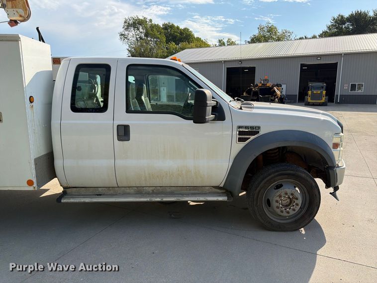 image for item FP3018 2008 Ford F550 Super Duty Ext. Cab utility / service truck