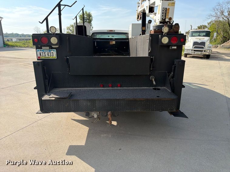 image for item FP3018 2008 Ford F550 Super Duty Ext. Cab utility / service truck